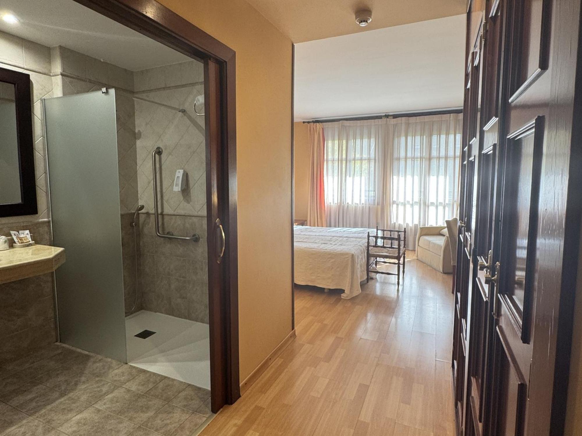 Hotel Cotiella كامبو المظهر الخارجي الصورة