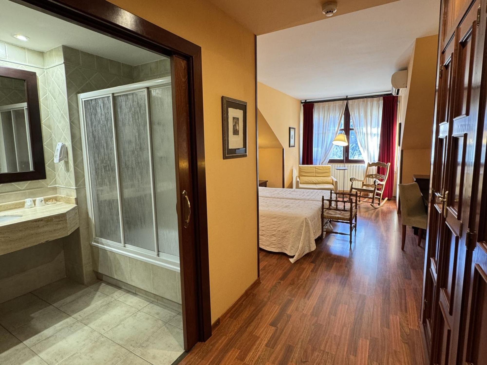 Hotel Cotiella كامبو المظهر الخارجي الصورة